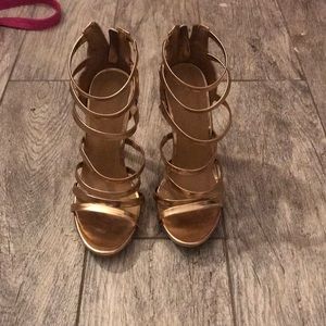 Very nice heels worn twice